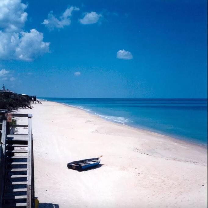 Beach Paradise Getaway - 200Ft From Beach! เซบาสเตียน ภายนอก รูปภาพ